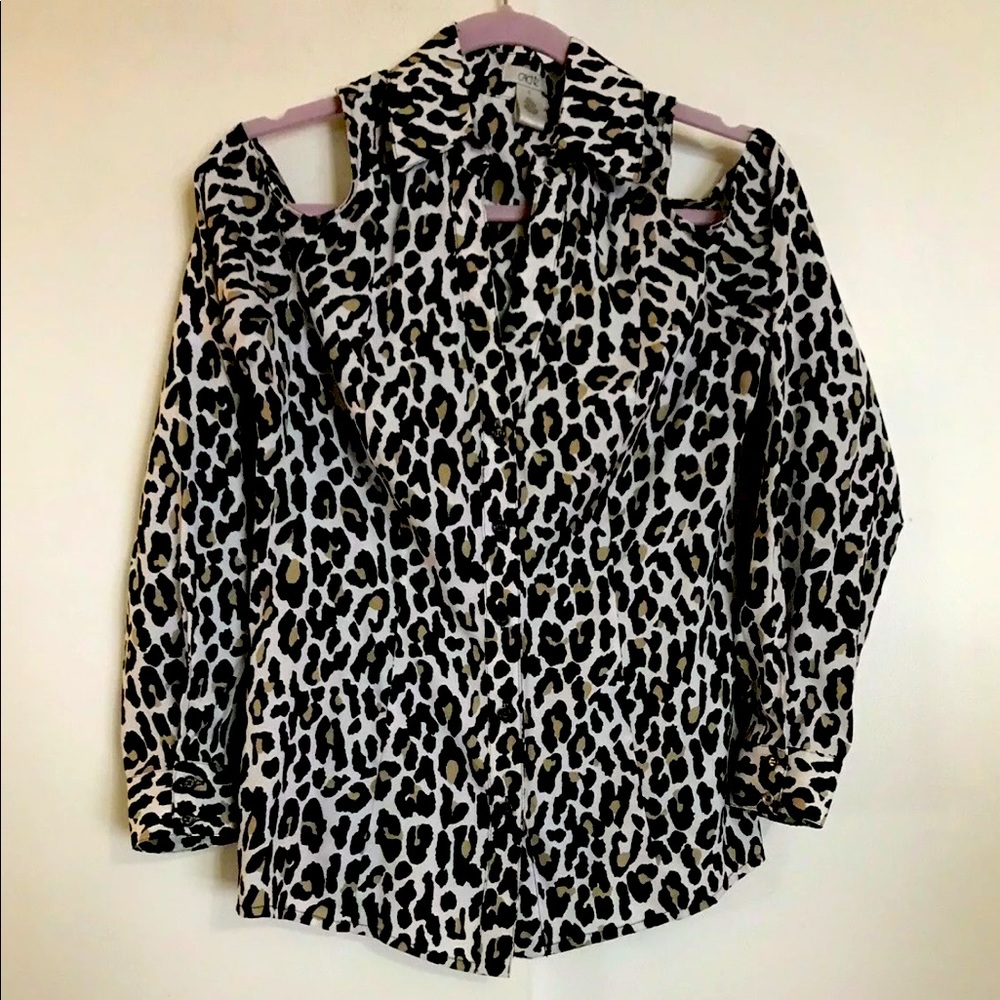 Cache Open Shoulder Top L - image 5